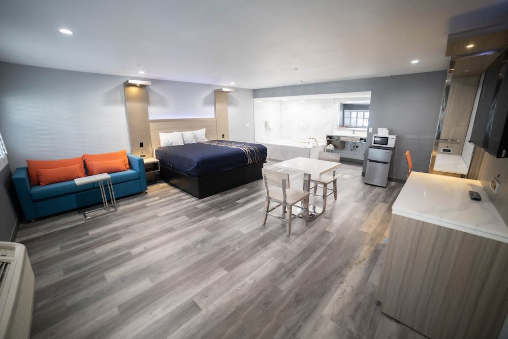 Travelodge by Wyndham Whittier 3