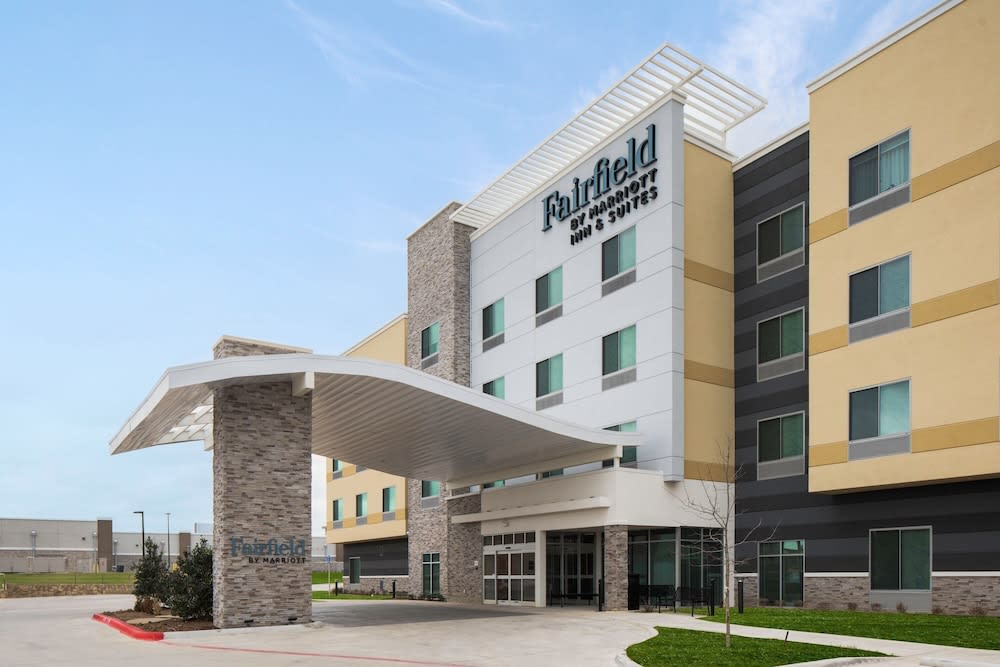 Fairfield by Marriott Inn & Suites Dallas McKinney 1