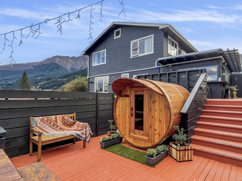 The Black Sheep Backpackers 1