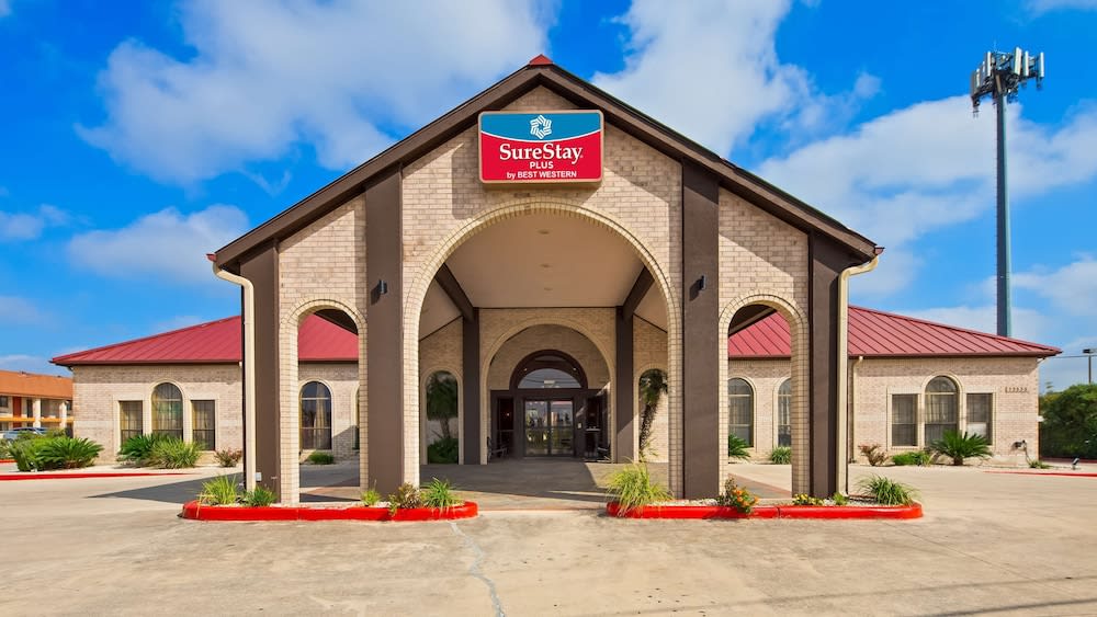 SureStay Plus by Best Western San Antonio Fiesta Inn 1