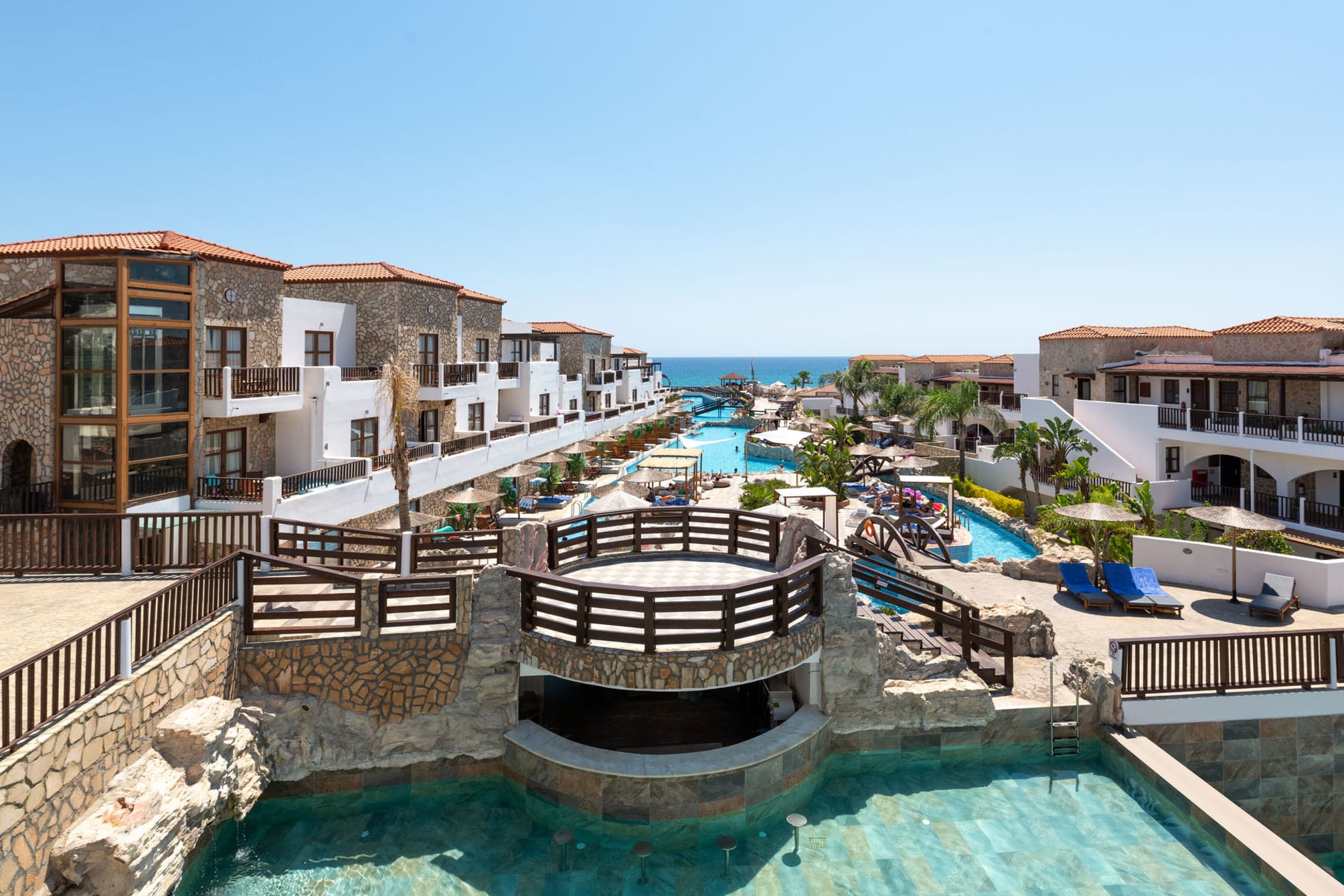 Costa Lindia Beach Resort 1