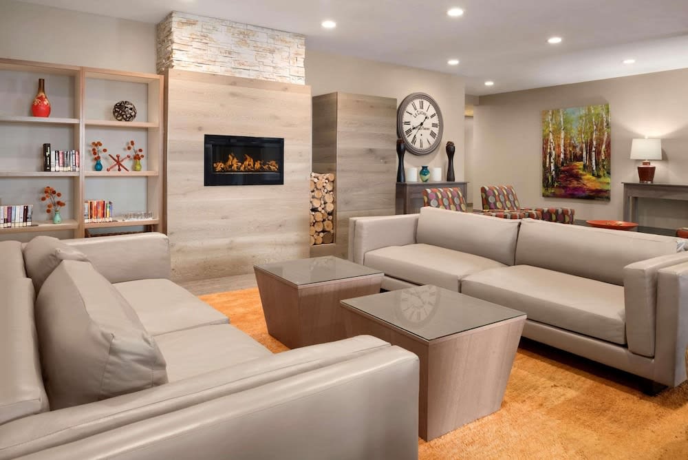 Country Inn & Suites by Radisson, Duluth North, MN 1