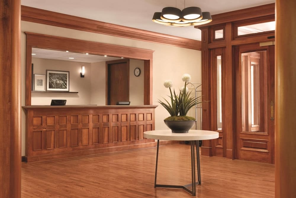 Country Inn & Suites by Radisson, St Charles Historic District 2