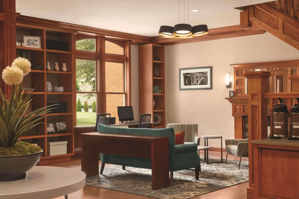 Country Inn & Suites by Radisson, St Charles Historic District 4