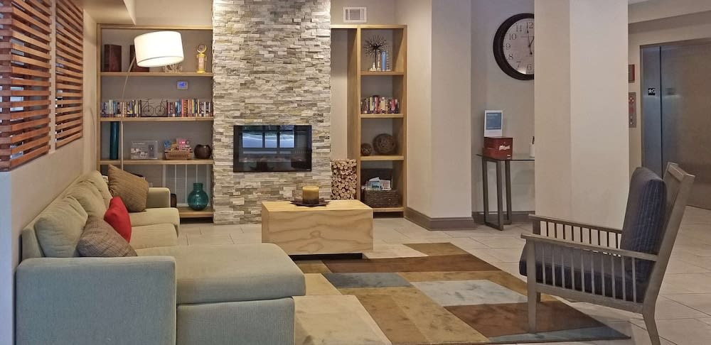 Country Inn & Suites by Radisson, Canton, GA 1
