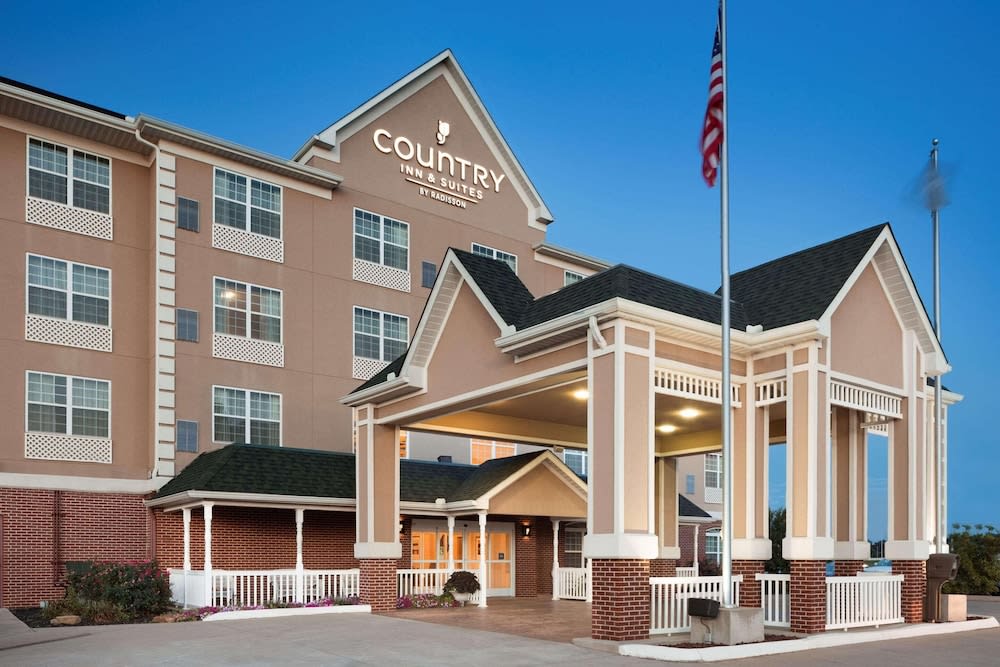 Country Inn & Suites by Radisson, Bowling Green, KY 1