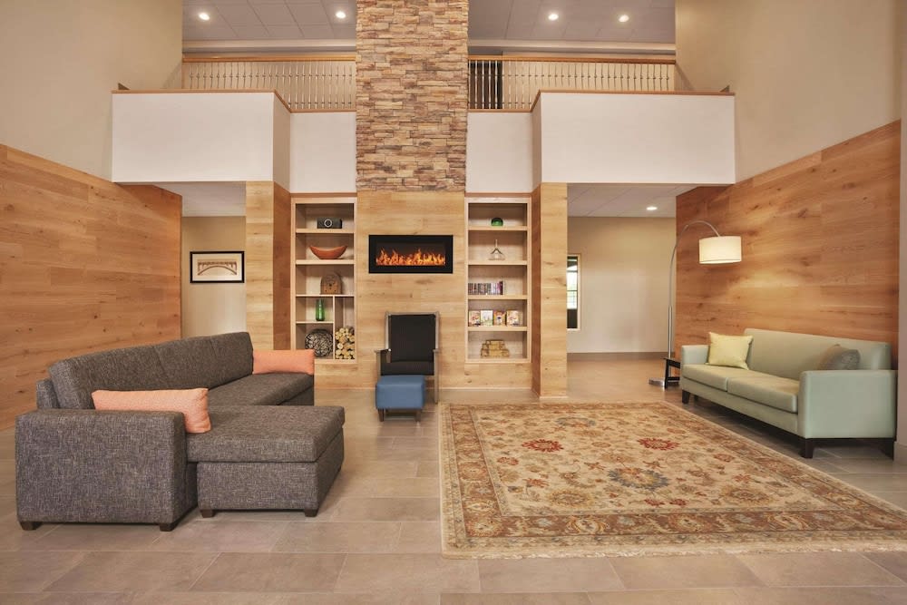 Country Inn & Suites by Radisson, Bowling Green, KY 2