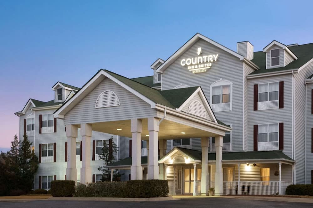 Country Inn & Suites by Radisson, Columbus, GA 1