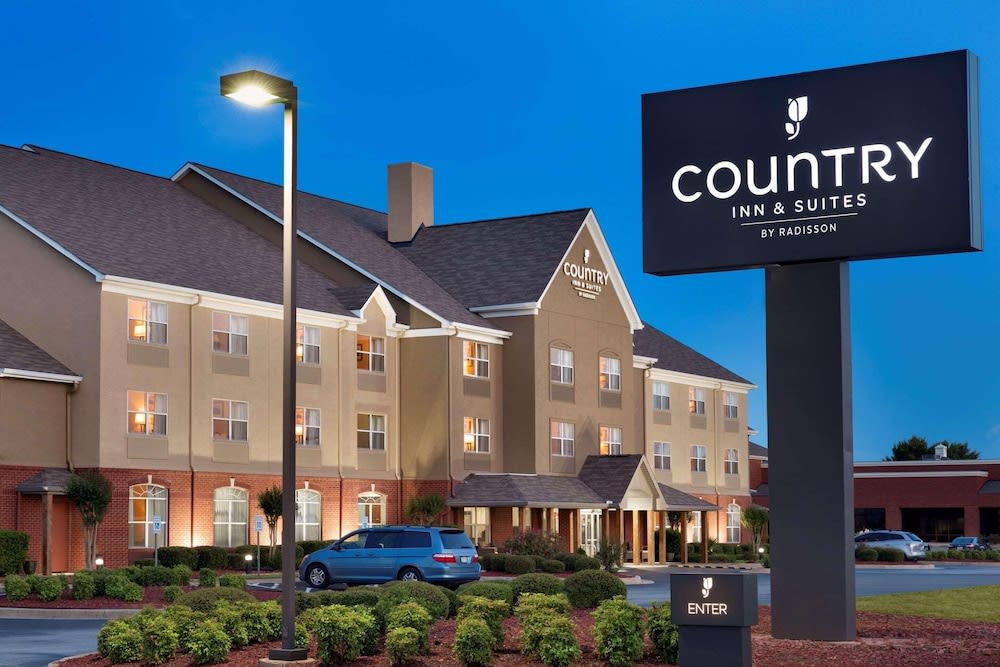 Country Inn & Suites by Radisson, Warner Robins, GA 1