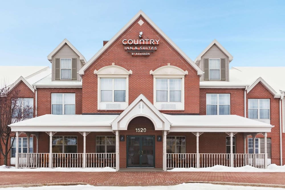 Country Inn & Suites by Radisson, Wausau, WI 1