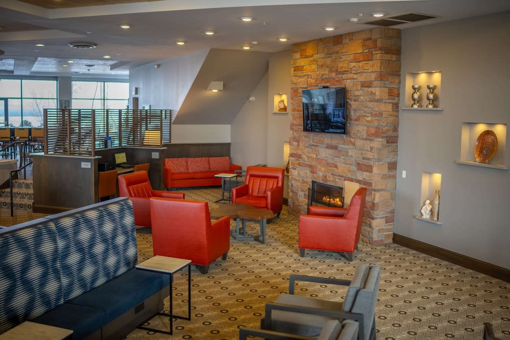Country Inn & Suites by Radisson, Bemidji, MN 3
