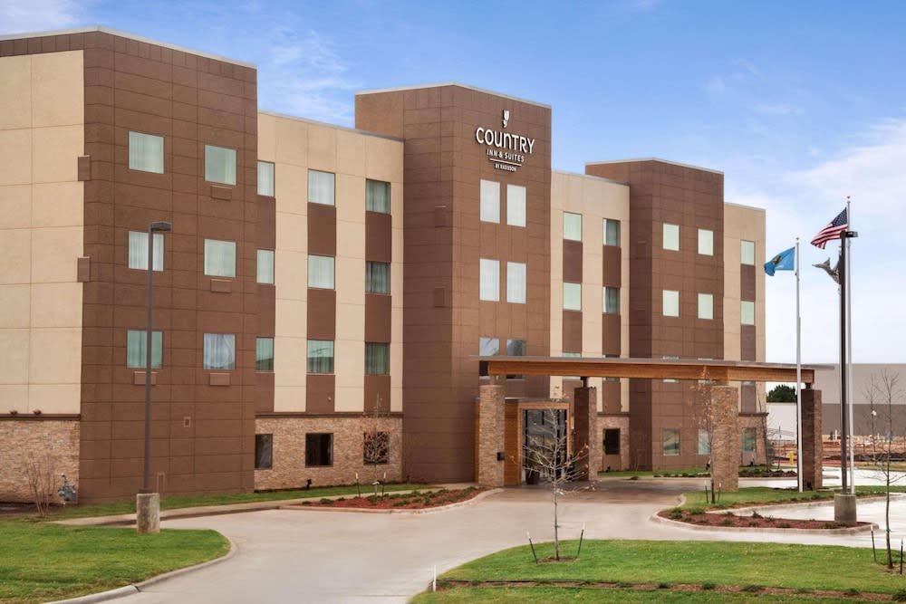 Country Inn & Suites by Radisson, Enid, OK 1