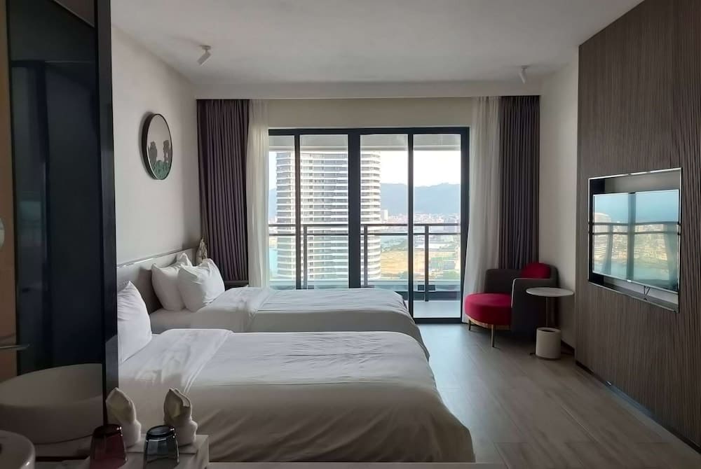 Ramada By Wyndham Huizhou Double Moon Bay 1