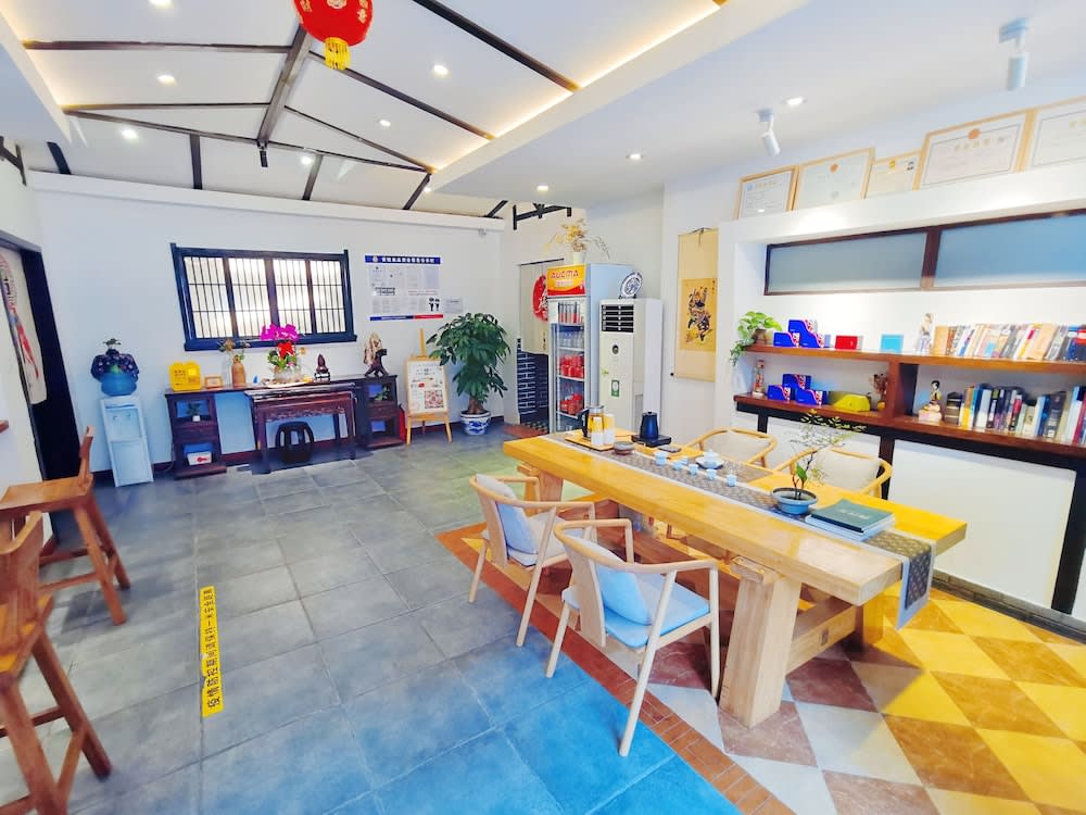 Chengdu Wenjun courtyard Hotel 2