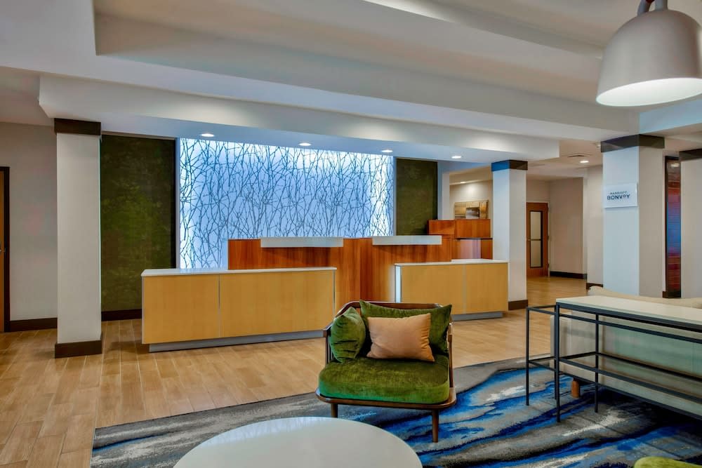 Fairfield Inn & Suites by Marriott Greenwood 2