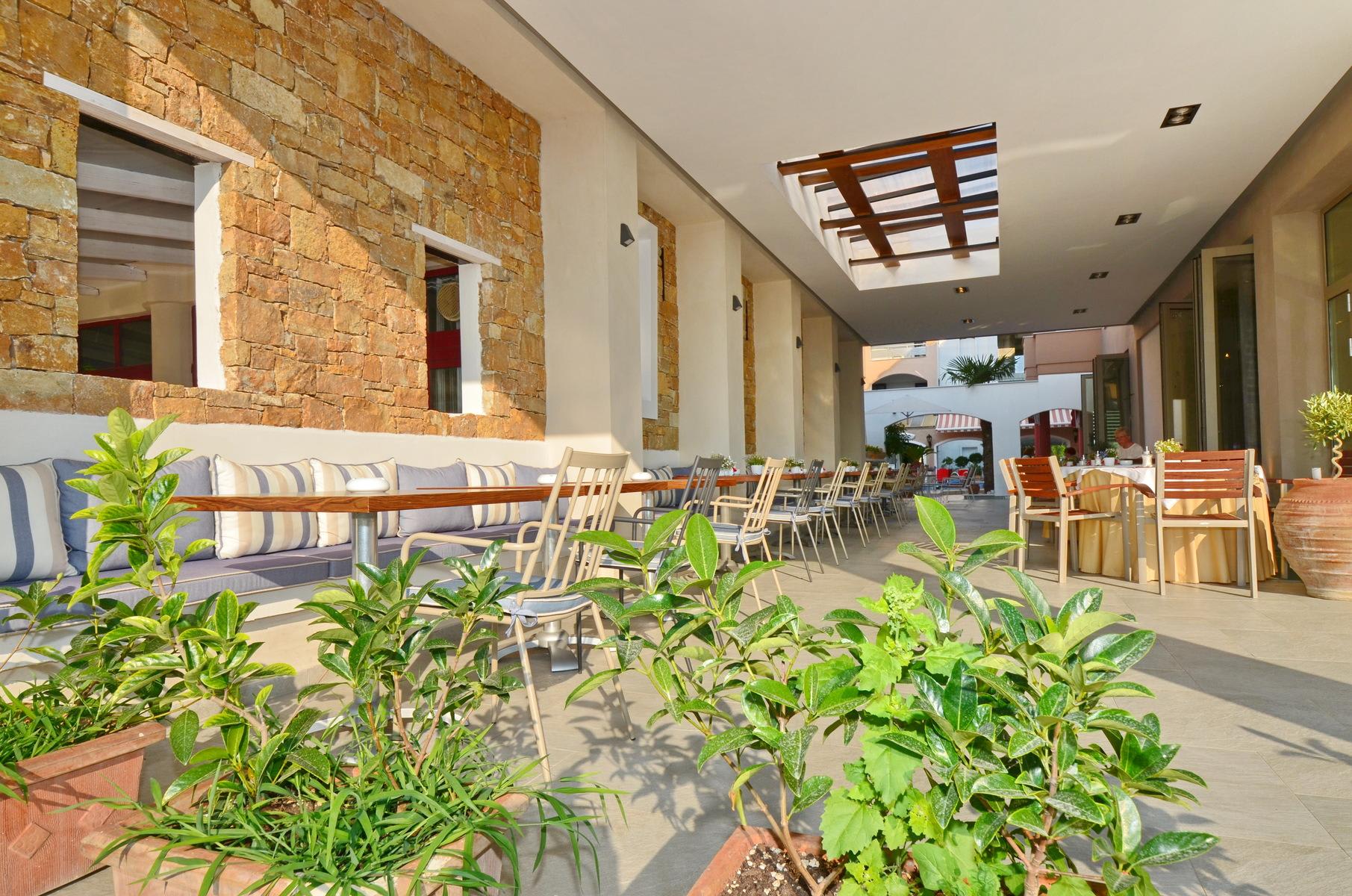 Hotel Evilion Sea And Sun 5