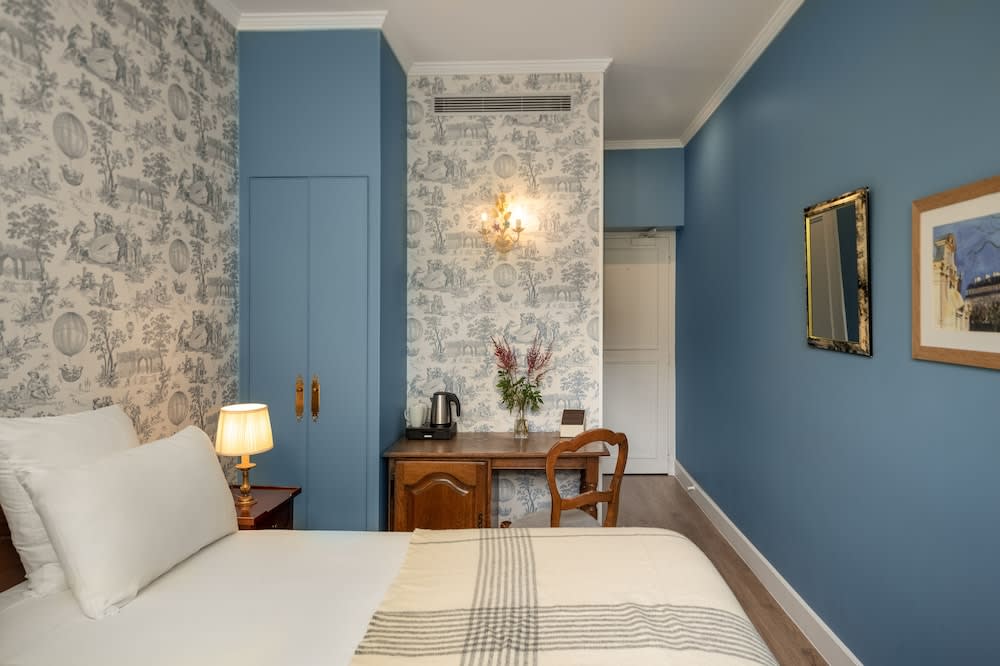 Hotel des Grandes Ecoles 3