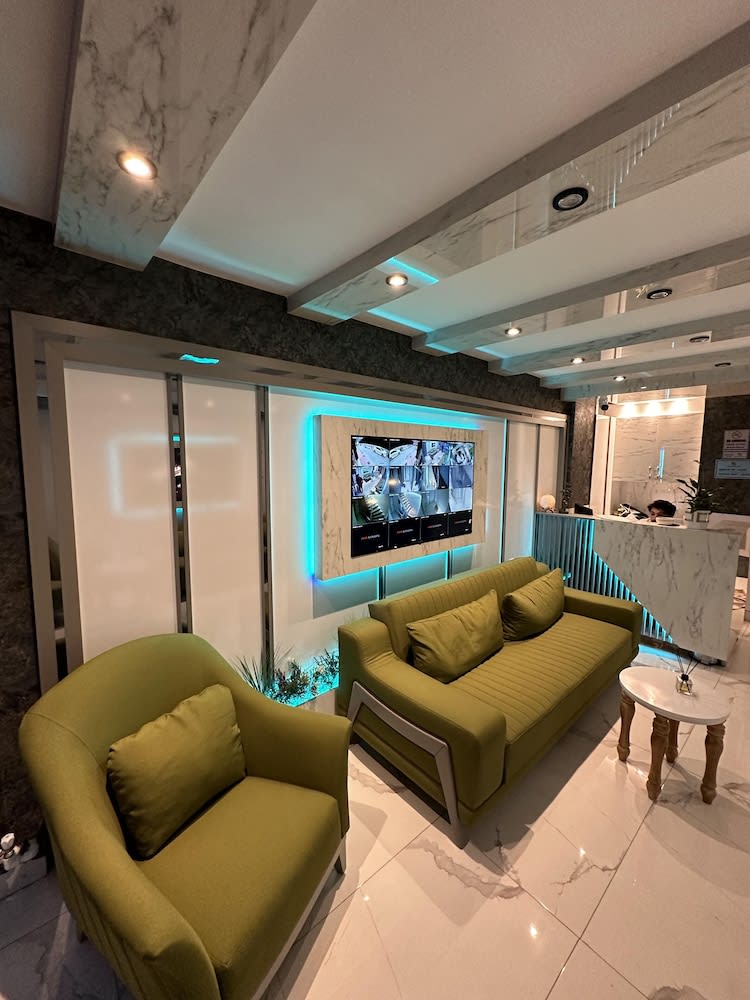 gazelle suites 2