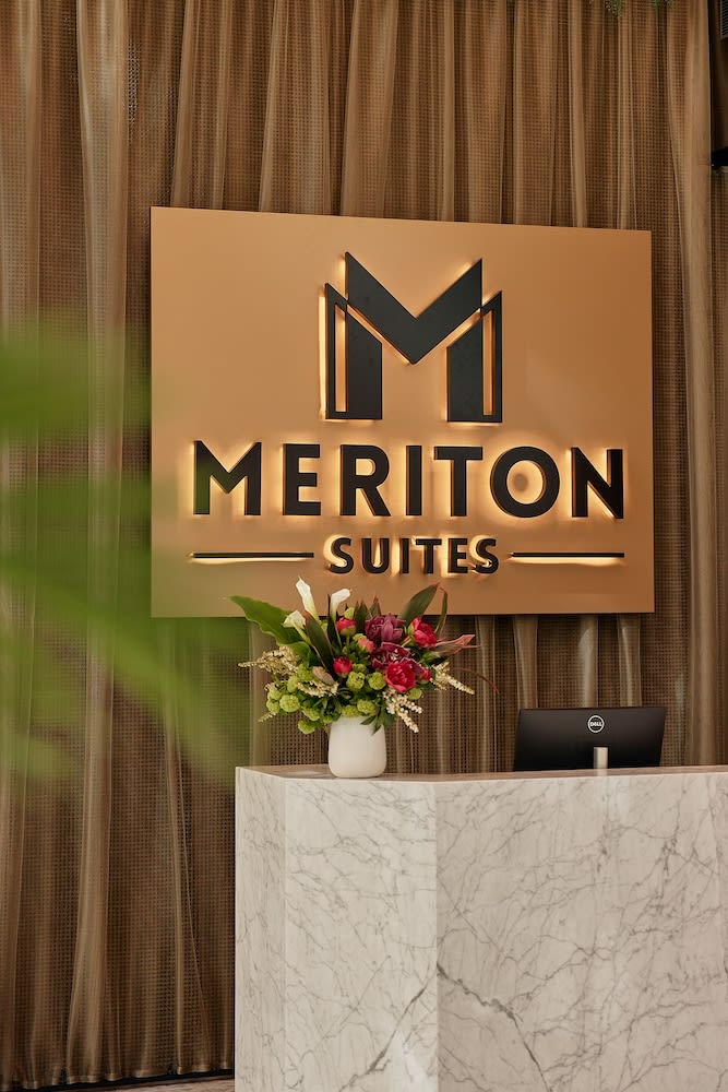 Meriton Suites Melbourne 2
