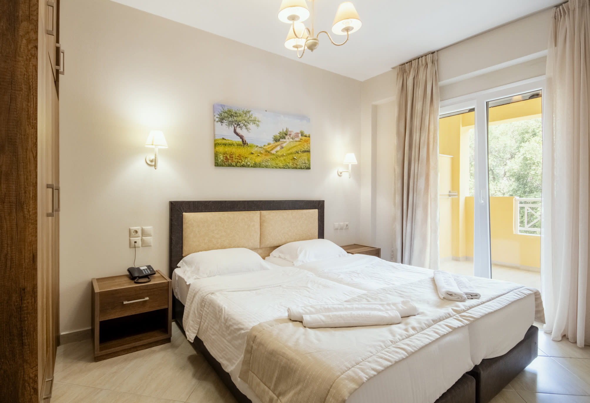 Robolla Beach Aparthotel 3