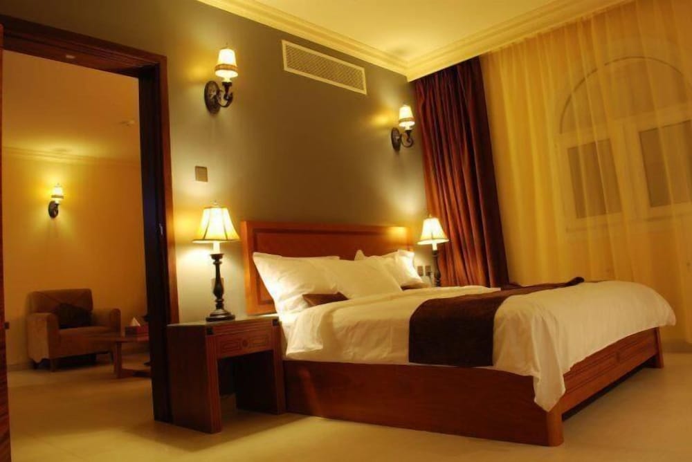 La Rosa Hotel By Brother International 4