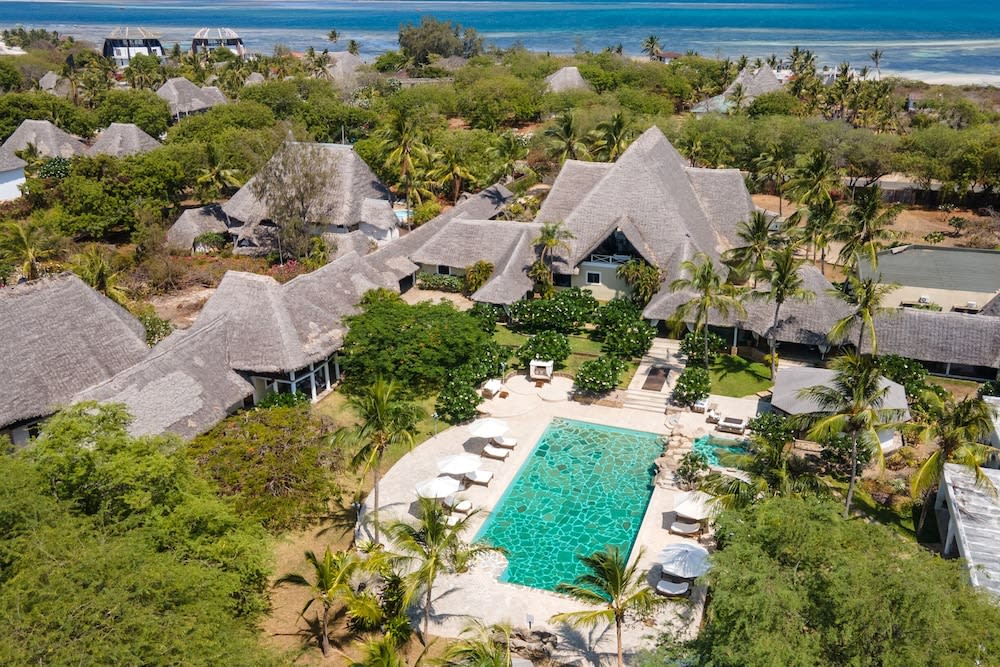 Billionaire Beachfront Apartments 1