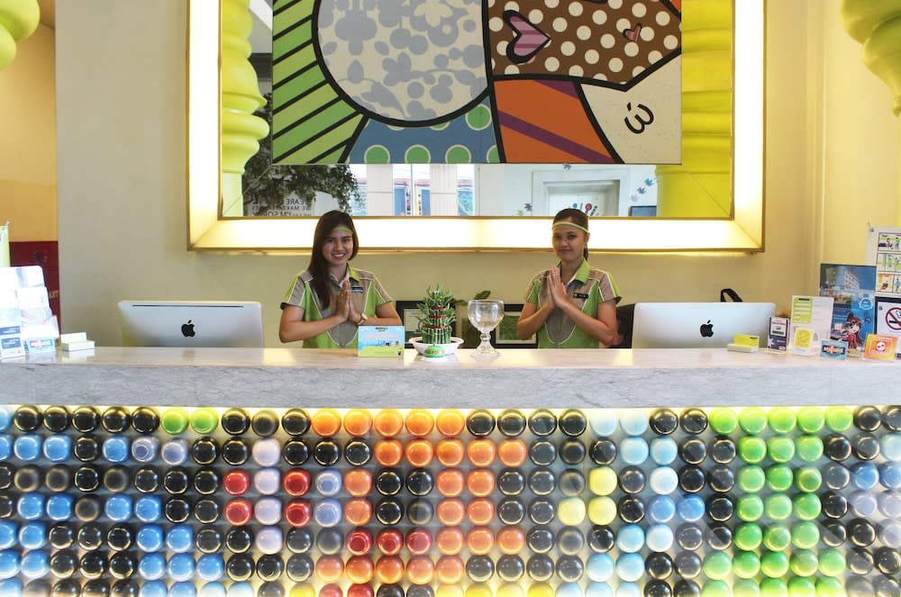 MaxOneHotels.com at Sabang 4