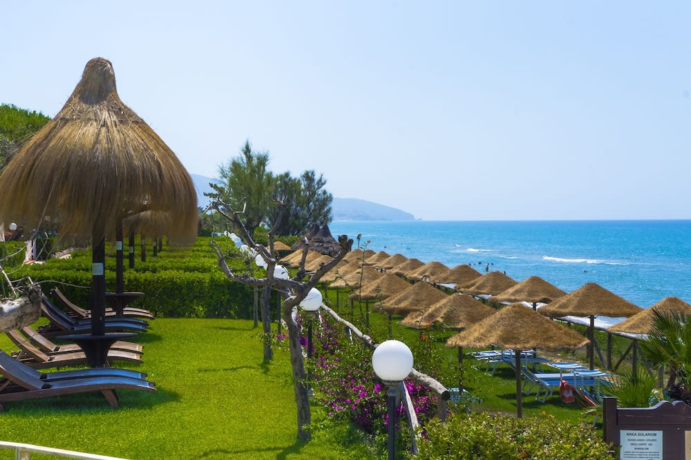 Holiday Village 1