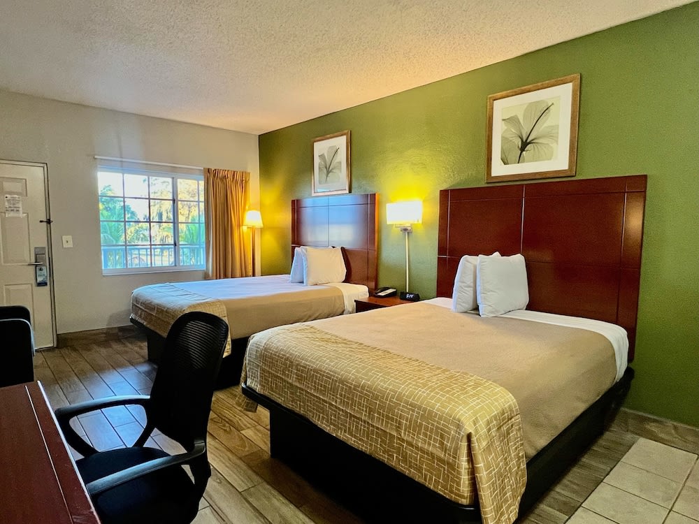 Travelodge Suites by Wyndham Lake Okeechobee 3