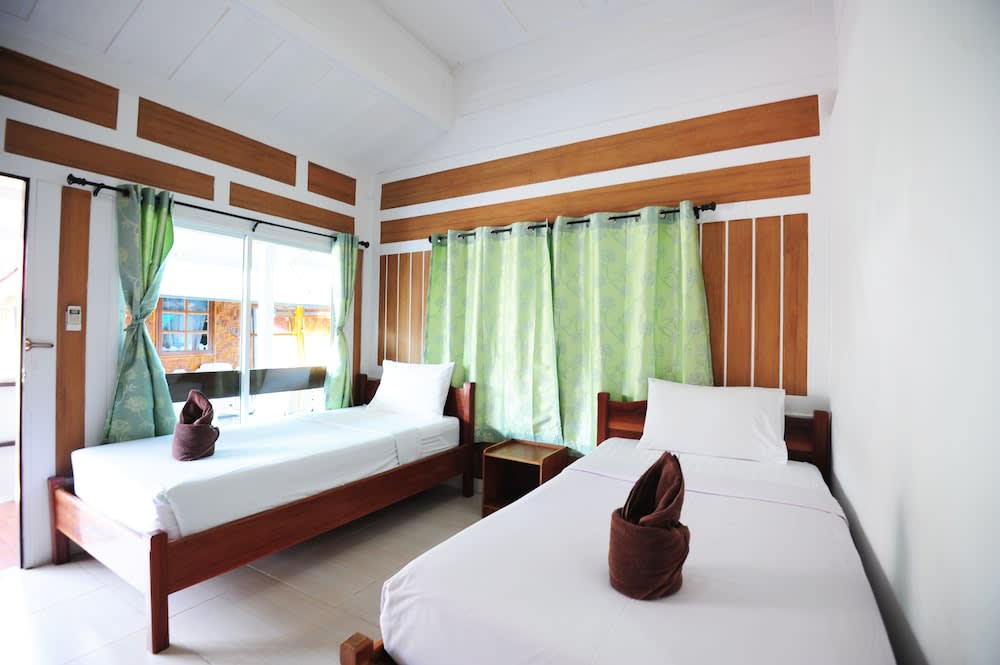 Phi Phi Twin Palms Bungalows 5