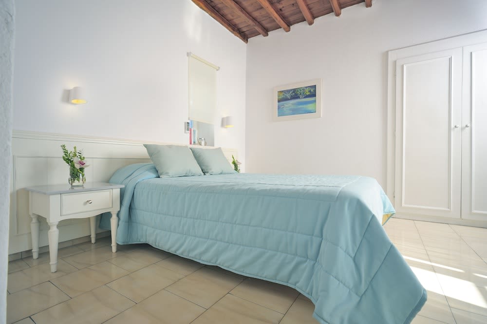 Mykonos Beach Hotel 3