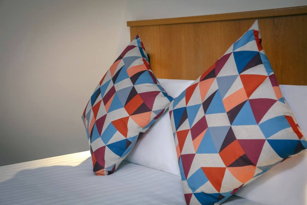 Queensway Hotel, Sure Hotel Collection by Best Western 5