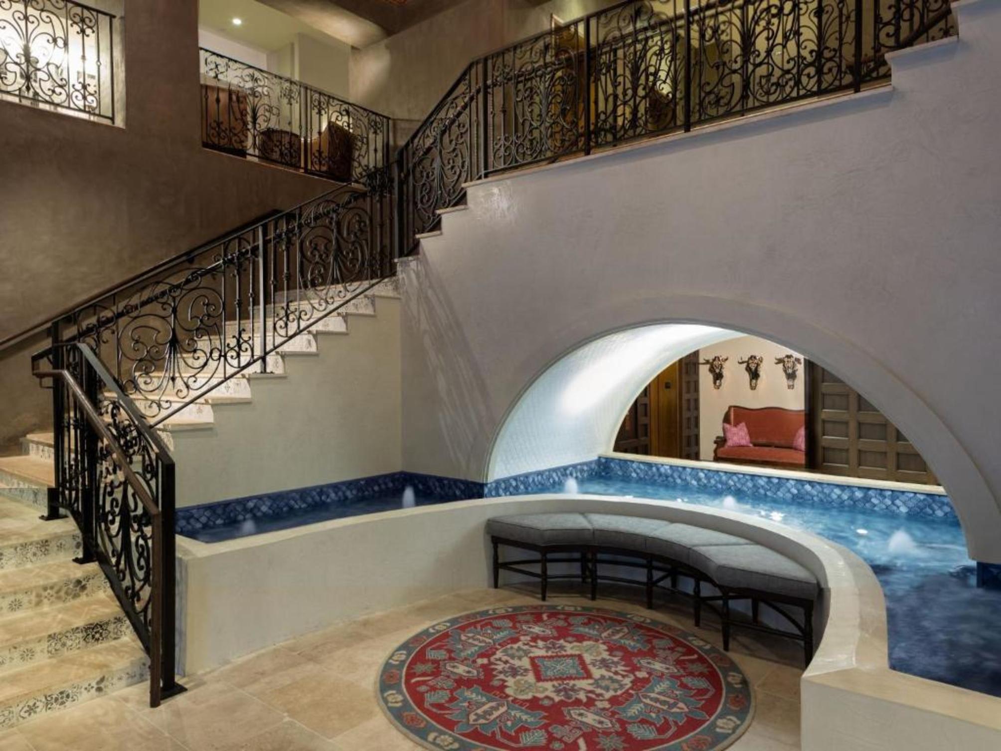 Hotel Valencia Riverwalk 5