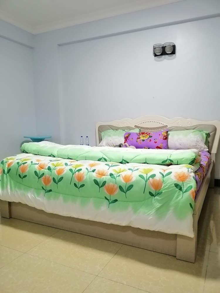 Mariana Home 2