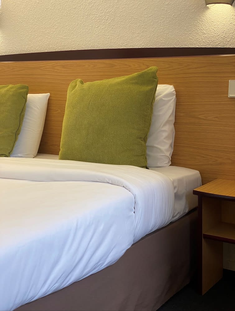 Kyriad Le Blanc-Mesnil 3