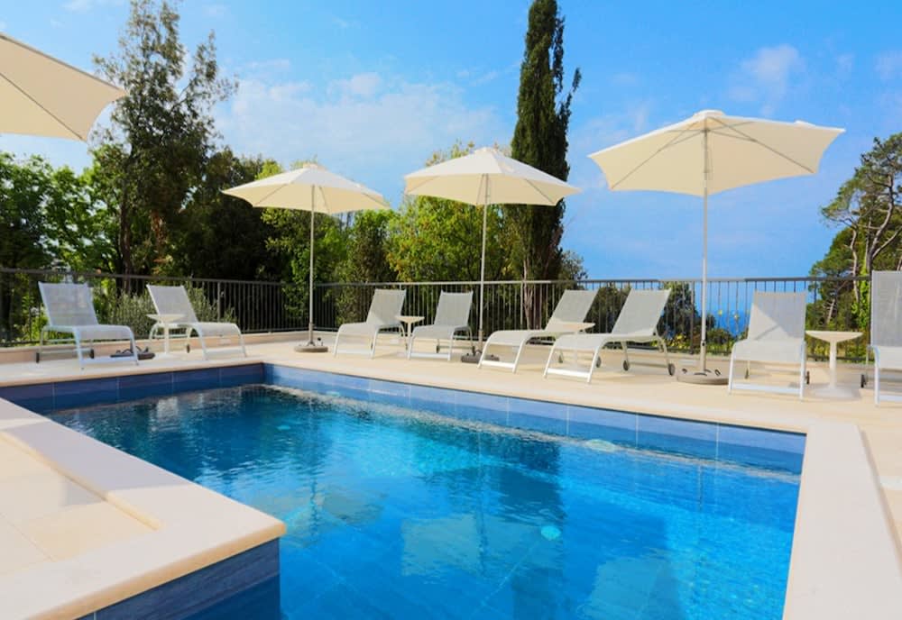 Apartments Villa Lukas - ''No 10'' Gallery Studio Apartment with Balcony and Sea View 1