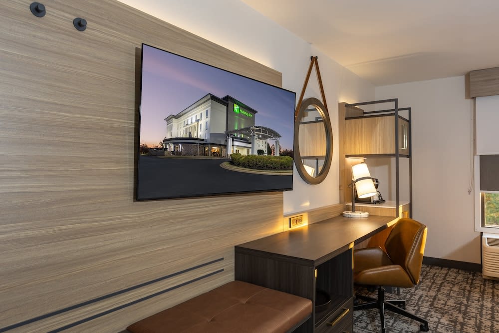 Holiday Inn ANDERSON by IHG 2