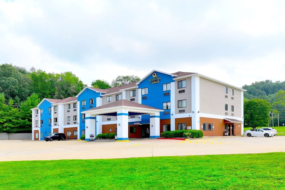 Quality Inn & Suites Caseyville - St Louis 1