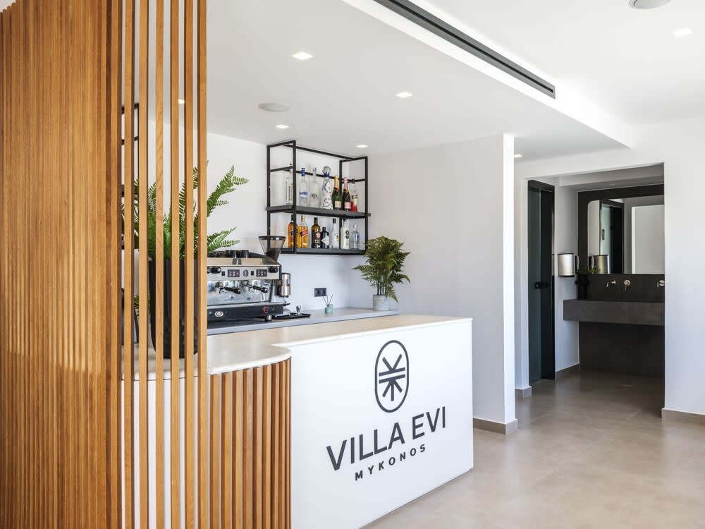 Evi Suites & Villas 2