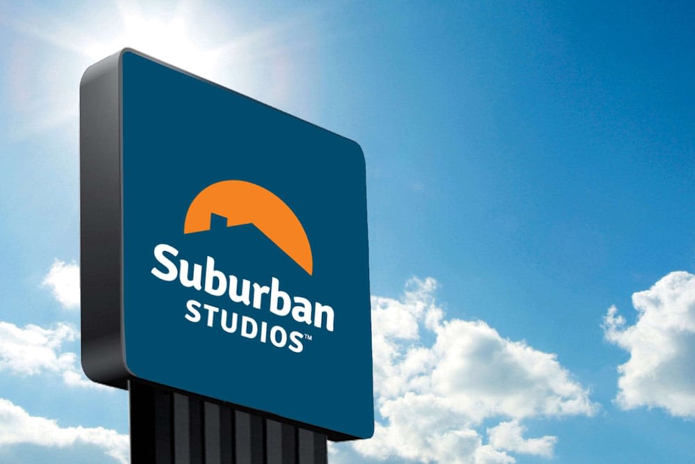 Suburban Studios Auburn Hills - Detroit 1