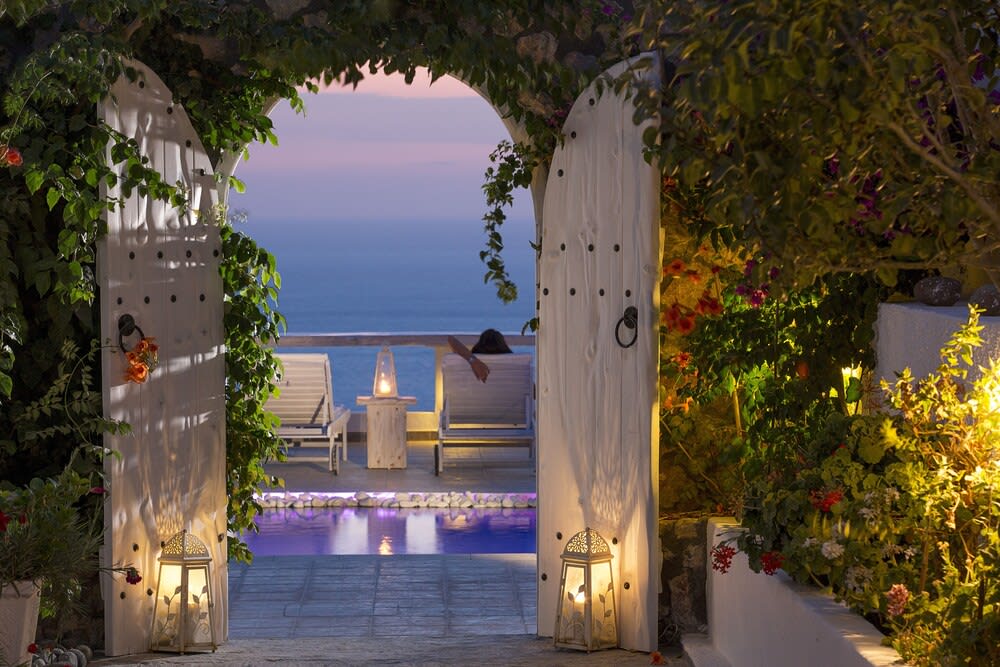 Athermi Suites - Adults Only 1