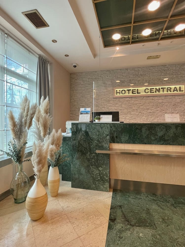 Hotel Central 2