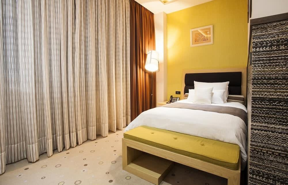 Atera Business Suites 3