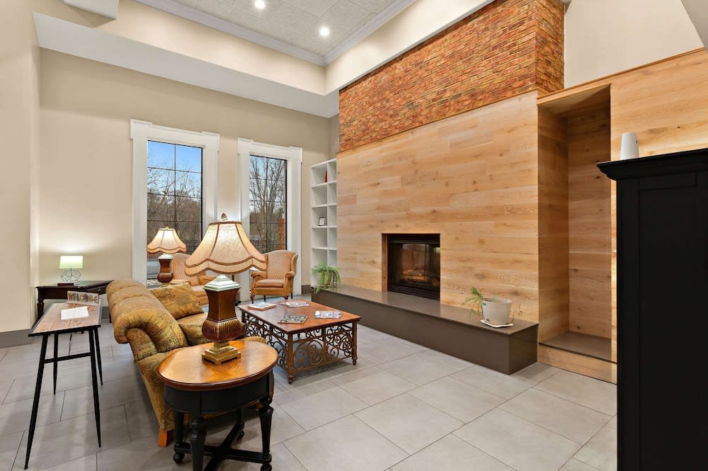 Country Inn & Suites by Radisson, Jonesborough-Johnson City West, TN 4