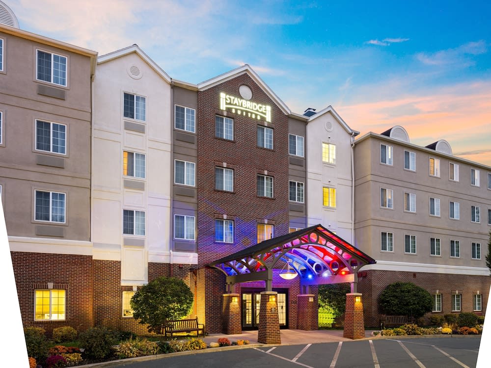 Staybridge Suites ROCHESTER UNIVERSITY by IHG 1