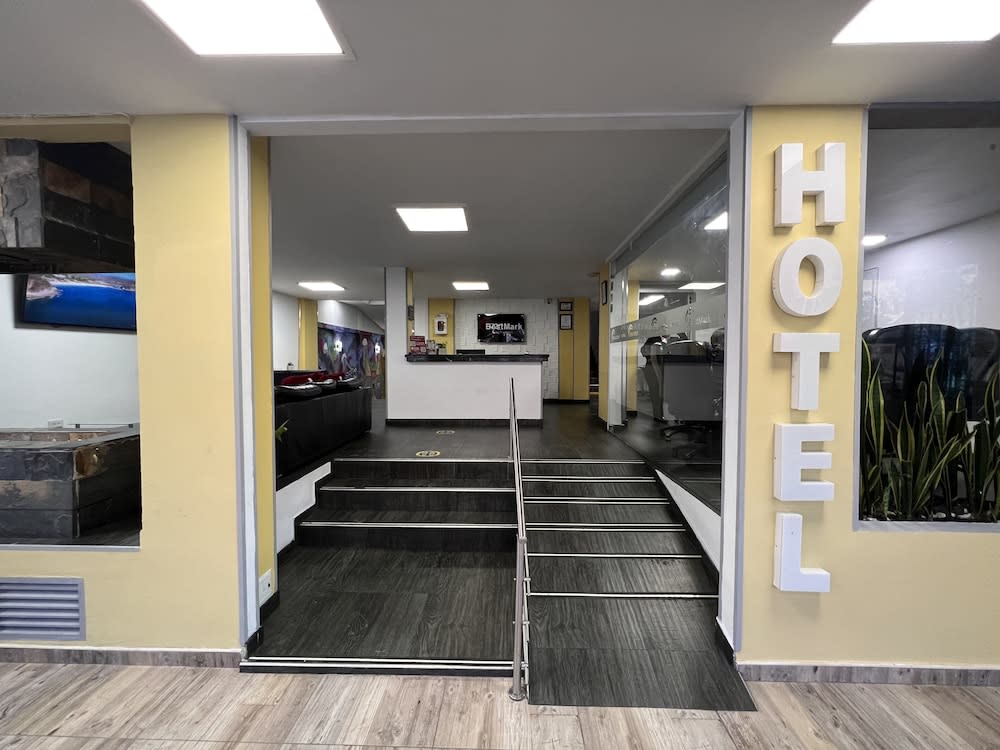 Hotel Bestmark Platino en Chapinero Bogota 2