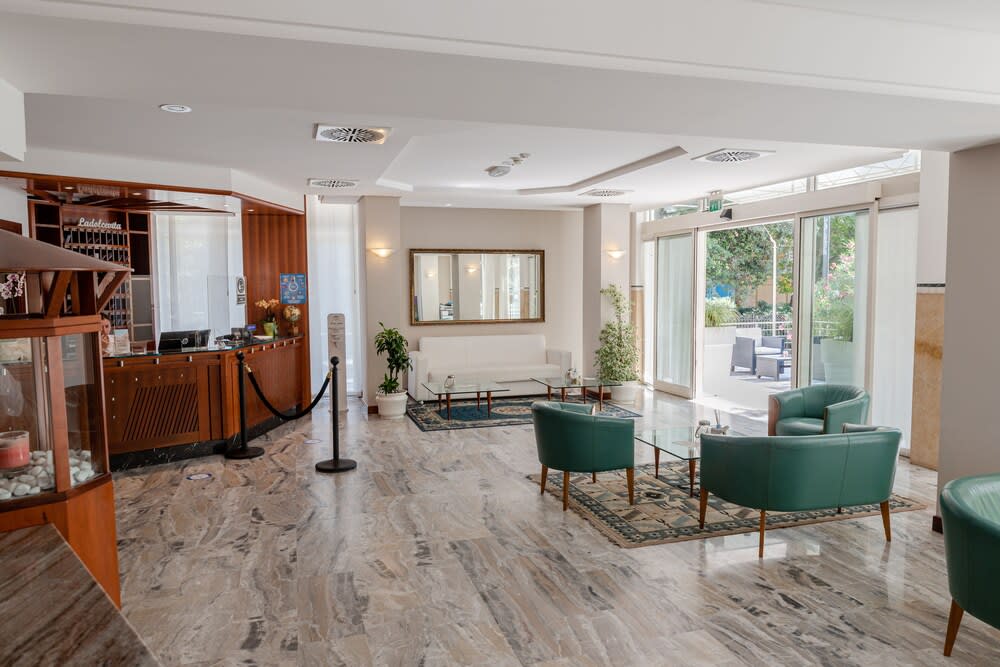 Hotel Audi Frontemare 2