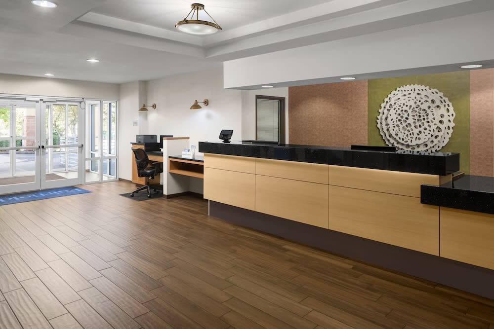 Fairfield Inn & Suites Portland West Beaverton 2