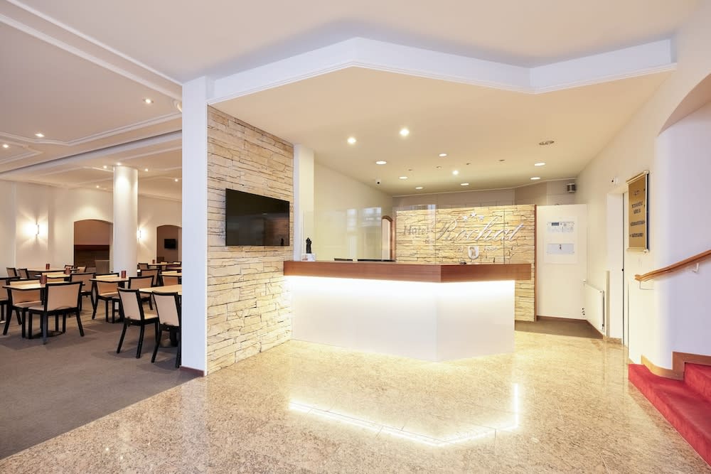 Central City Hotel Rochat 5