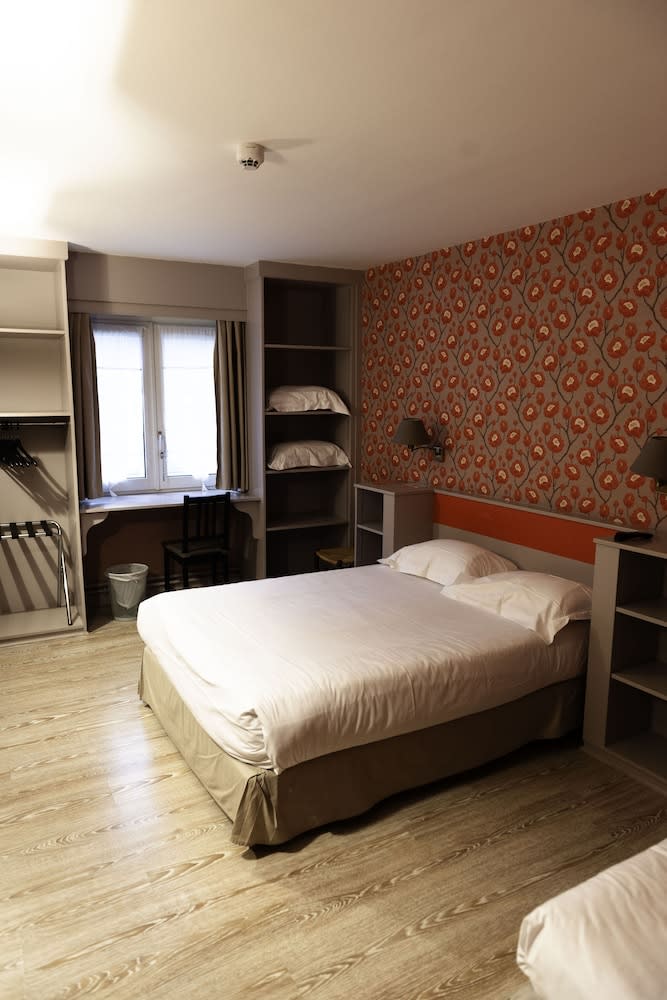Hotel du Saumon, Verneuil sur Avre 1